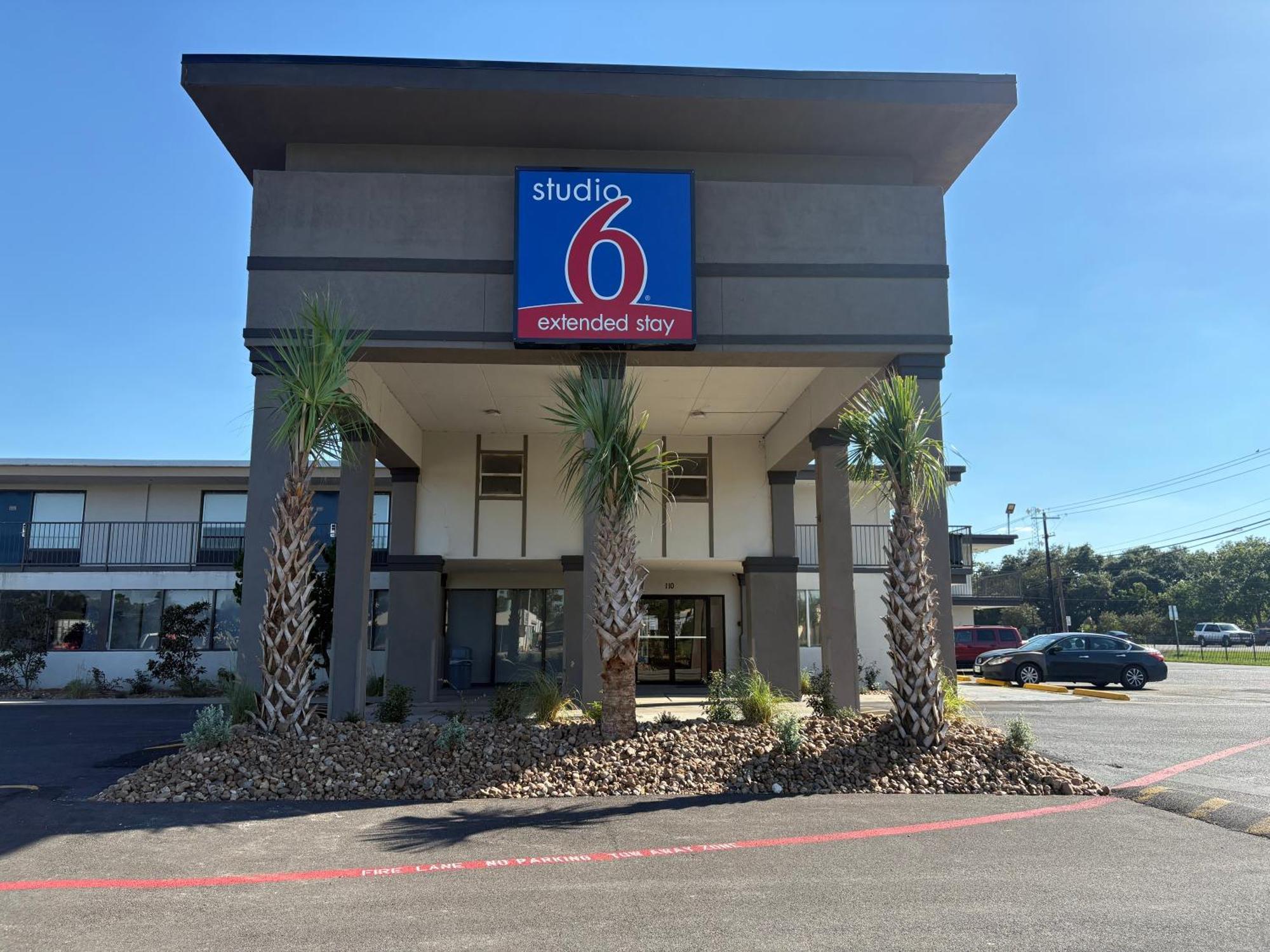 Studio 6 Alvin, Tx Екстериор снимка